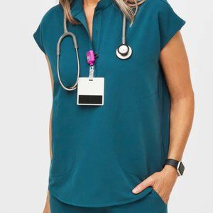 Figs Women's Caribbean Blue Rafaela Top (XXS) & Jogger (XS Petite) Scrubs